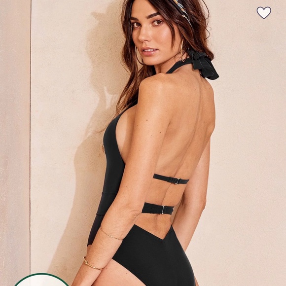🩱One-Piece Bathing Suit | Convertible Style | Medium | Black | Ve… - Picture 3 of 5